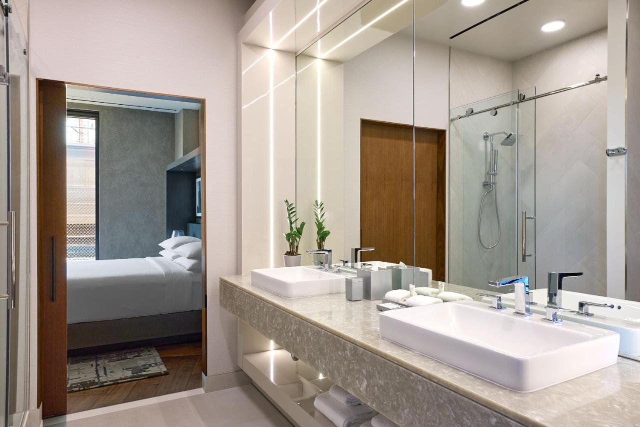 Отель Washington Marriott Capitol Hill Экстерьер фото