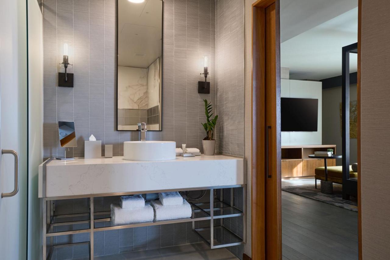 Отель Washington Marriott Capitol Hill Экстерьер фото